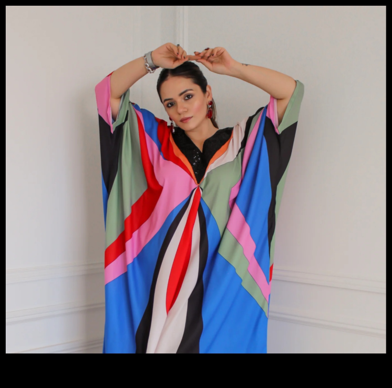 Glamour Galore Gazette: Rămâneți informat cu privire la punctul culminant al tendințelor