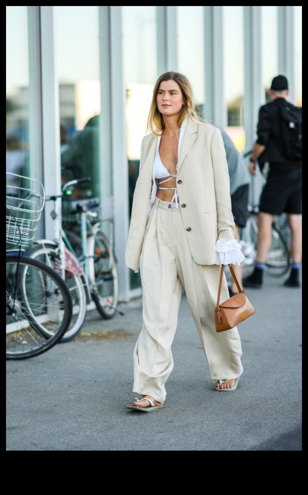 Sunny Elegance: ținute fierbinți de vară pentru zile la modă