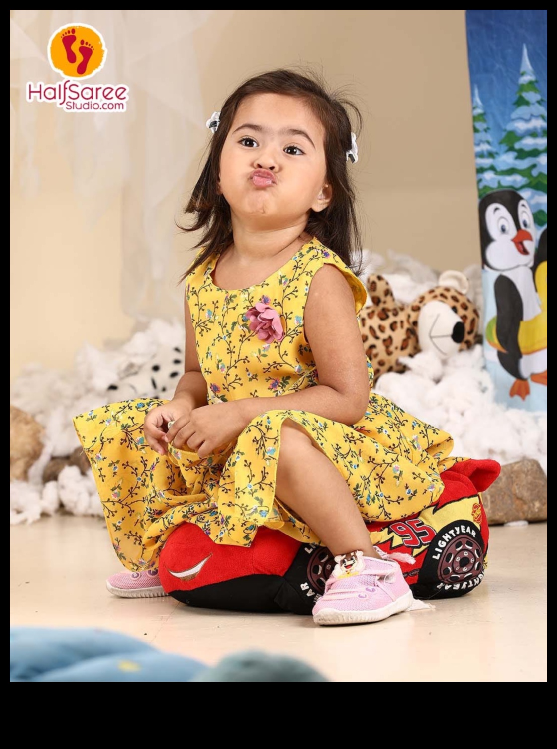 Tiny Trendsetters: ținute elegante pentru copii, care strălucesc