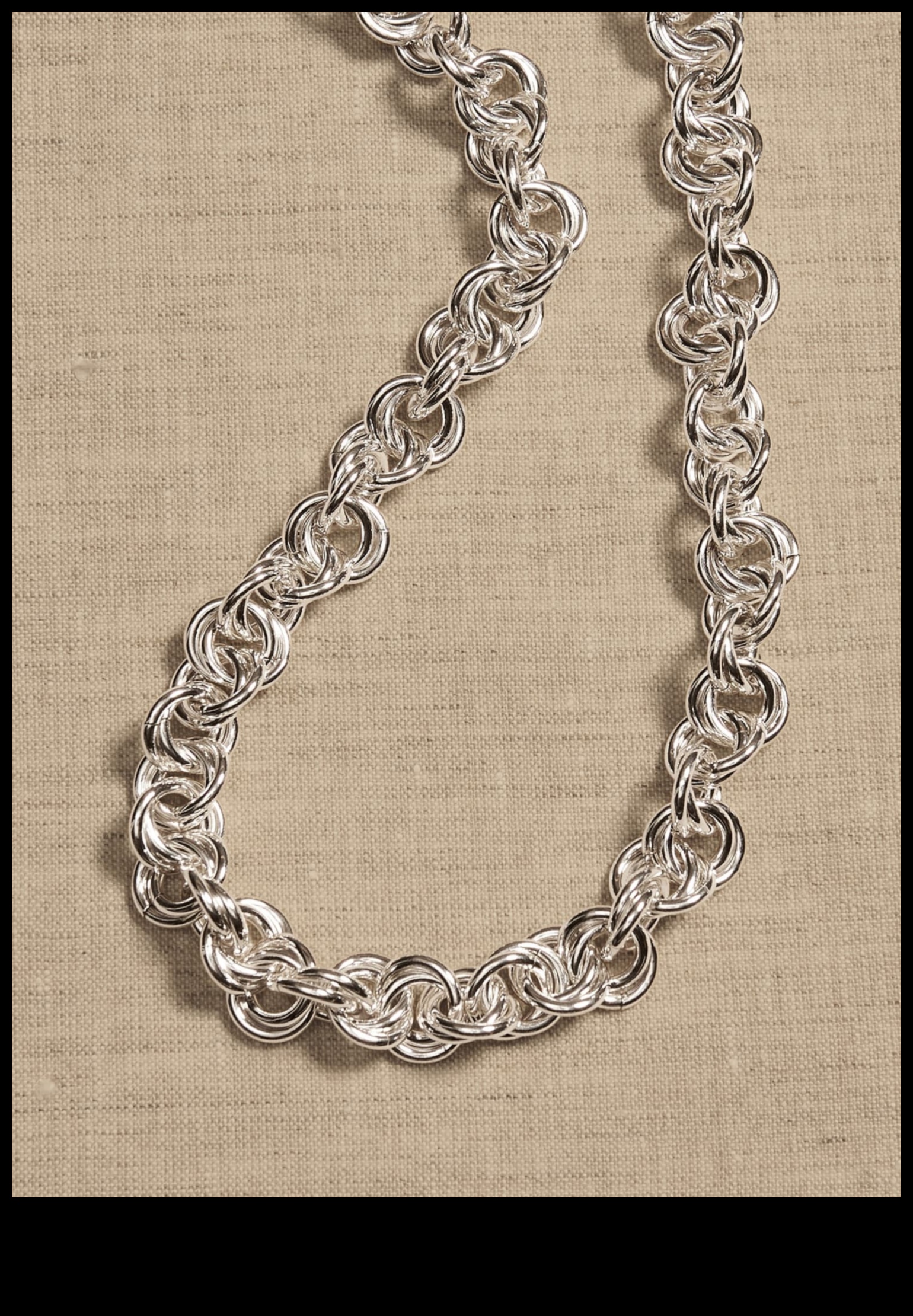 Legături strălucitoare: leagă stilul tău cu strălucirea creațiilor noastre de colier