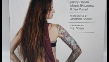 Canvas Chronicles: Povești dezvăluite prin tatuaje epice